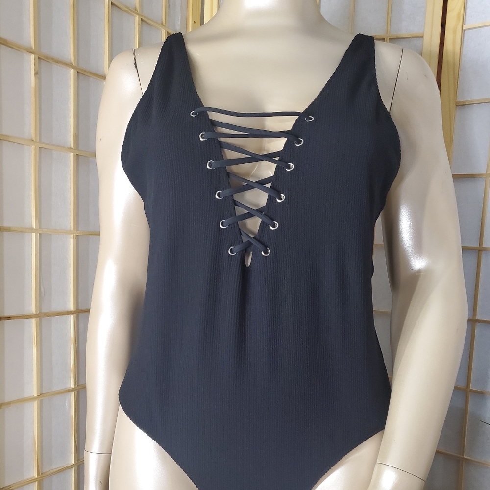 Bathing suit
